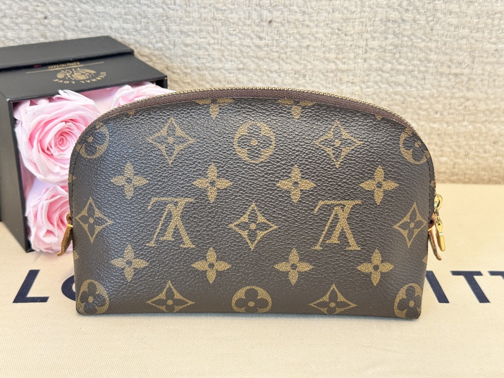 100 Original Louis Vuitton cosmetic pouch M47515 Monogram